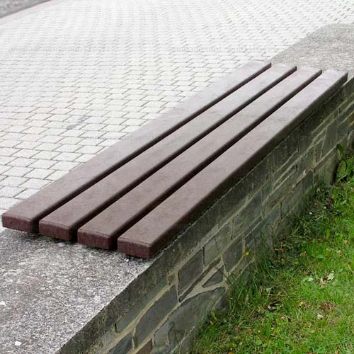 Latte de banc en plastique recyclé